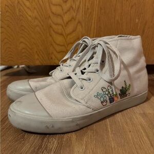 Women’s High-Top Sneakers with Cactus Design
